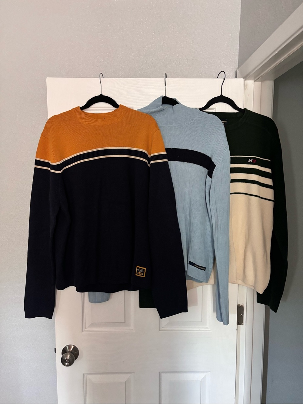 Vintage lot of Y2K Abercrombie & Fitch Sweaters